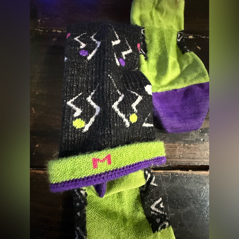 Patterned Black Wool Tall Socks - image 4